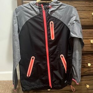 Under Armour storm light weight rain jacket size extra small